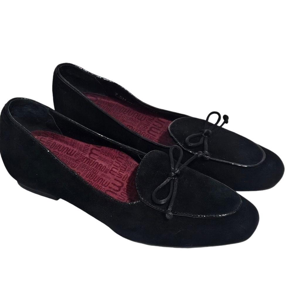 MUNRO Rossa Black Leather Slip On Flats Women's Size 7.5 N